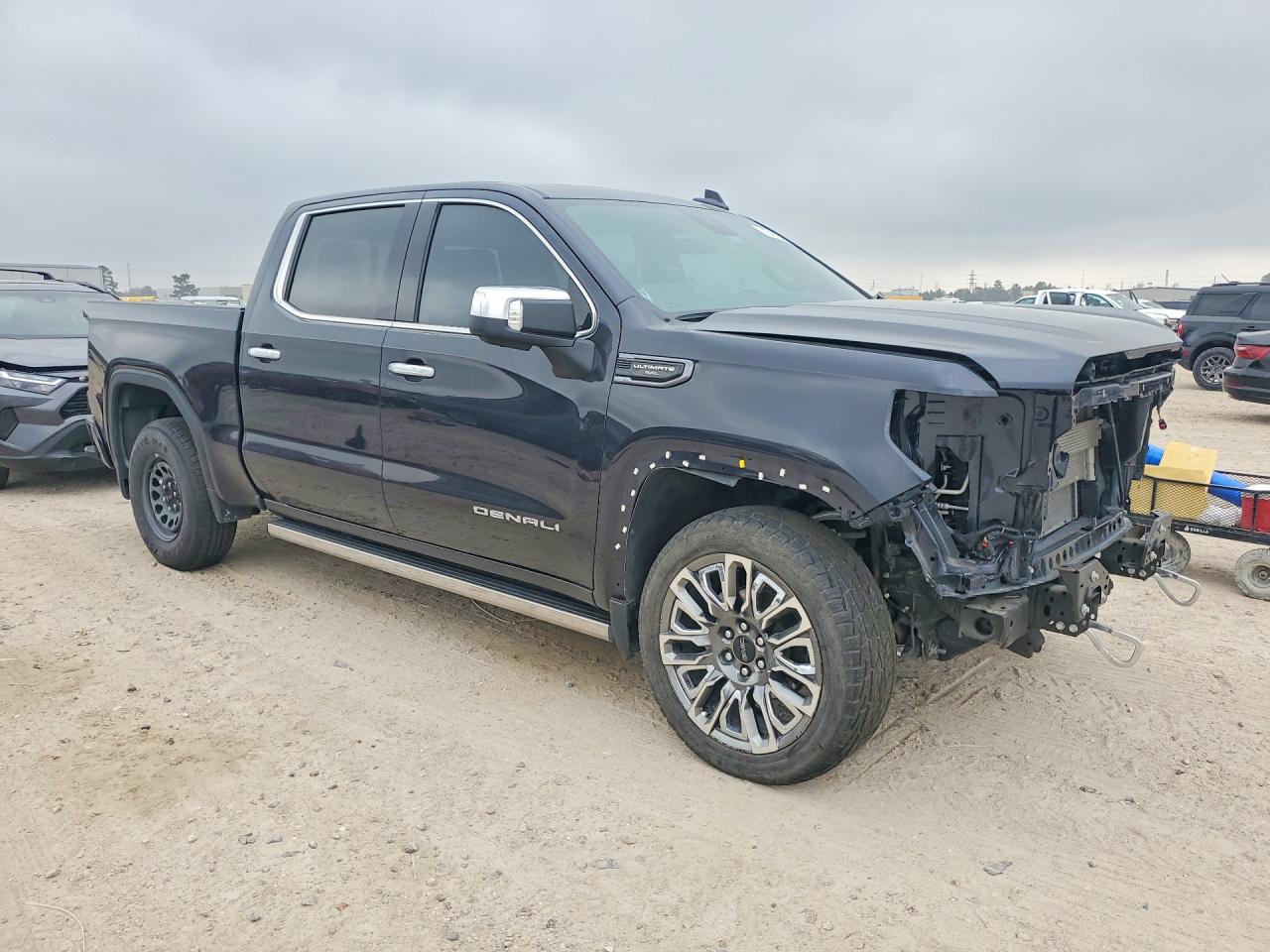 2023 GMC SIERRA VIN 1GTUUHEL6PZ268337 photo 4