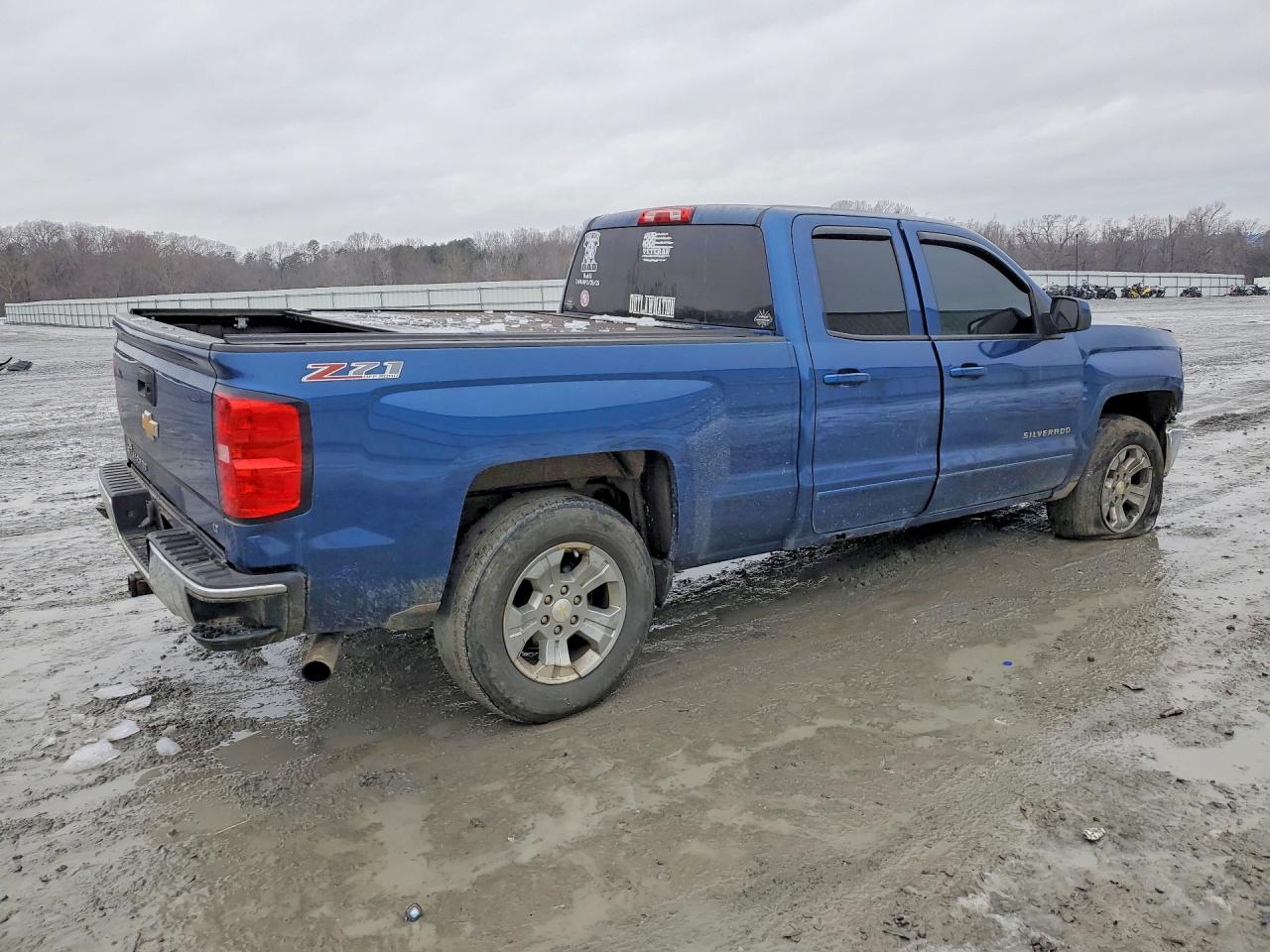 2015 Chevrolet All models VIN 1GCVKREC1FZ429370 photo 3
