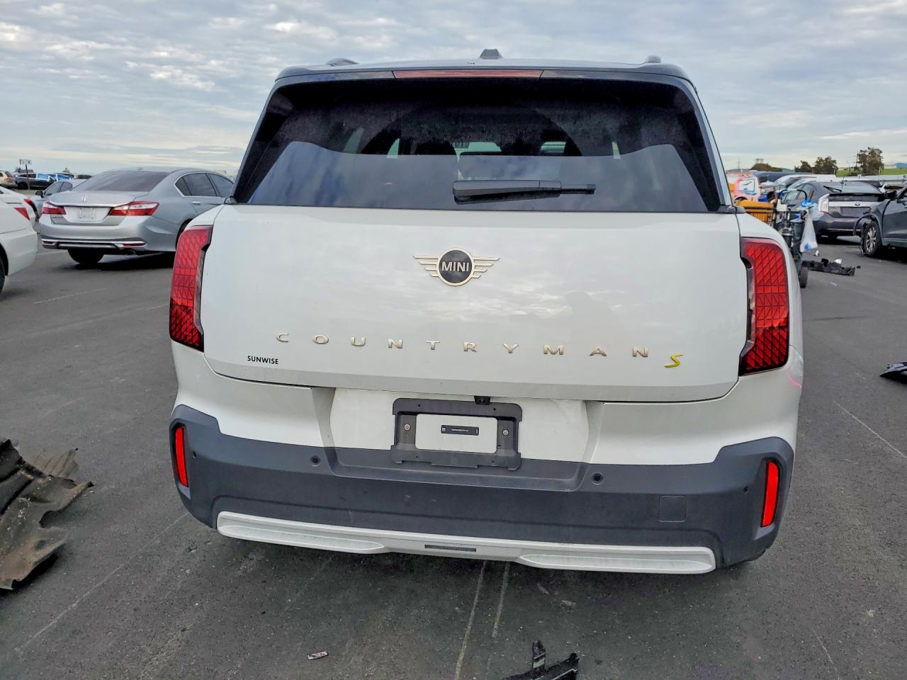 2025 Mini Cooper VIN WMZ53GA09S7R41803 photo 6