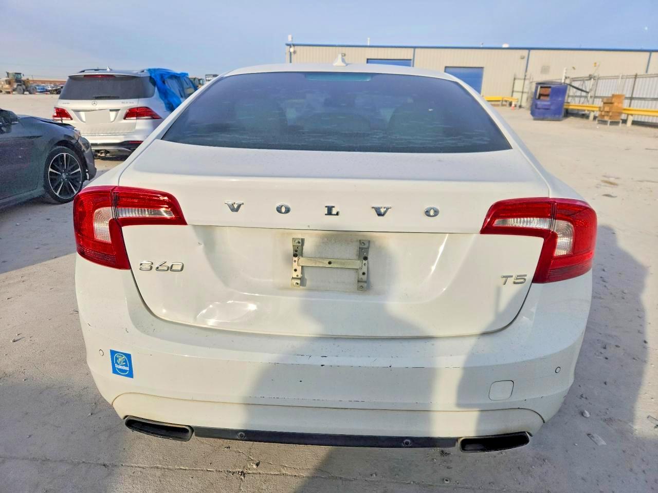 2014 VOLV S60 VIN YV1612FS3E2287674 photo 6