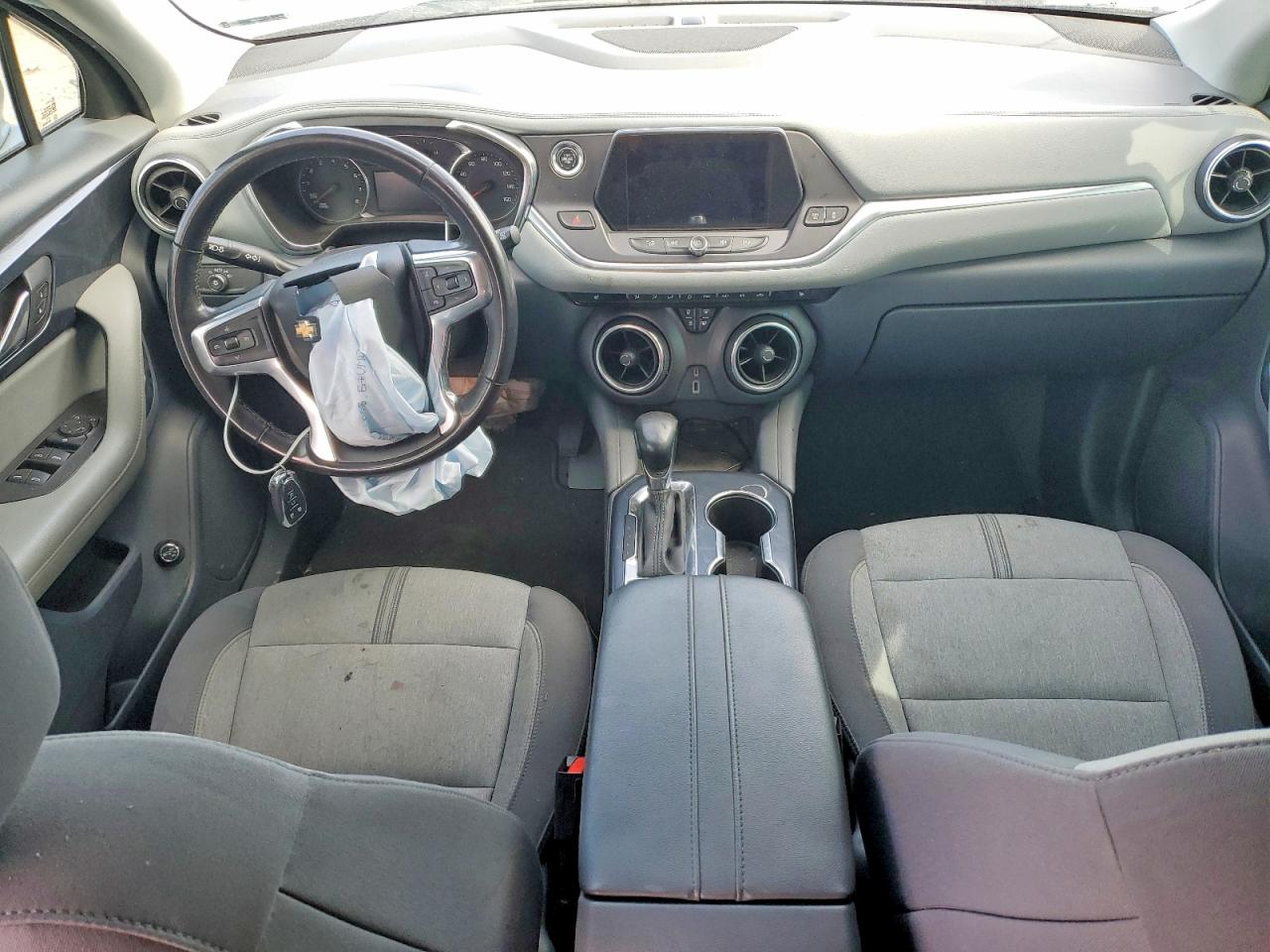 2019 Chevrolet Blazer VIN 3GNKBCRS5KS700477 photo 8