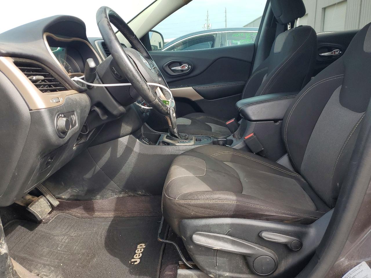 2017 Jeep Grand cher VIN 1C4PJLAS6HW661814 photo 7