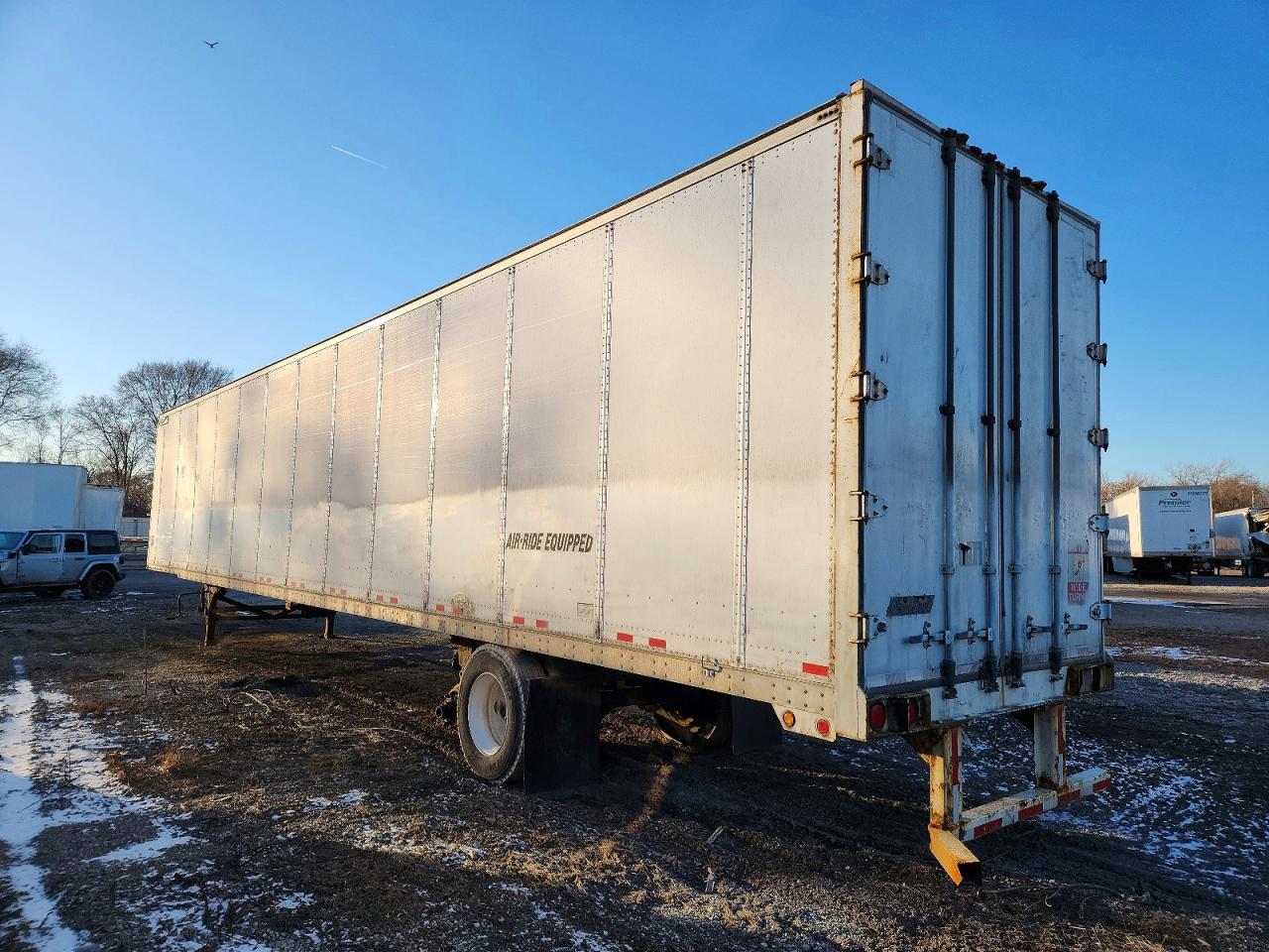 2011 GREAT Trailers VIN 1GRAP0623BK211246 photo 3