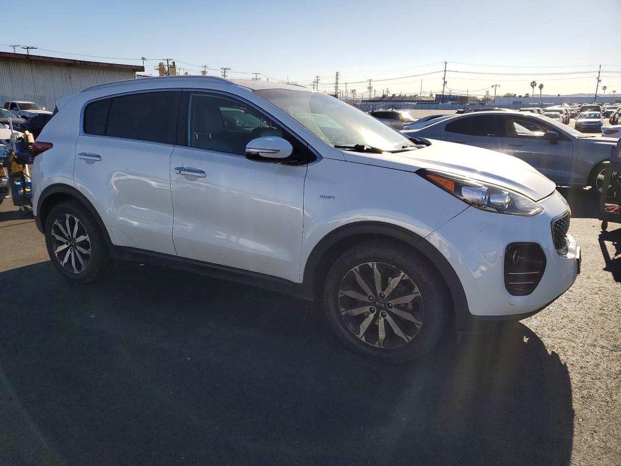 2018 Kia Sportage VIN KNDPNCAC1J7428663 photo 4