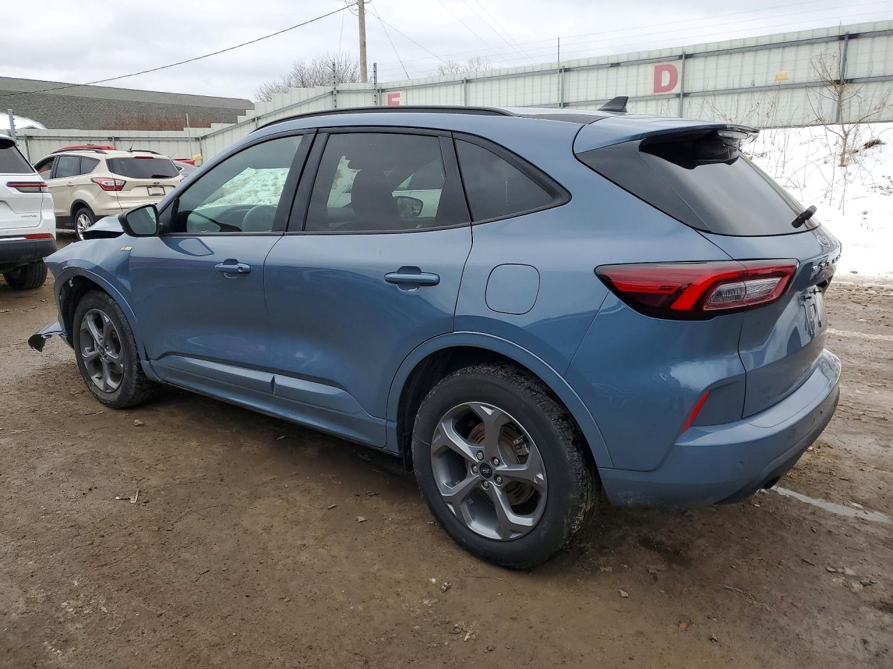 2024 Ford Escape st VIN 1FMCU9MN5RUA82109 photo 2