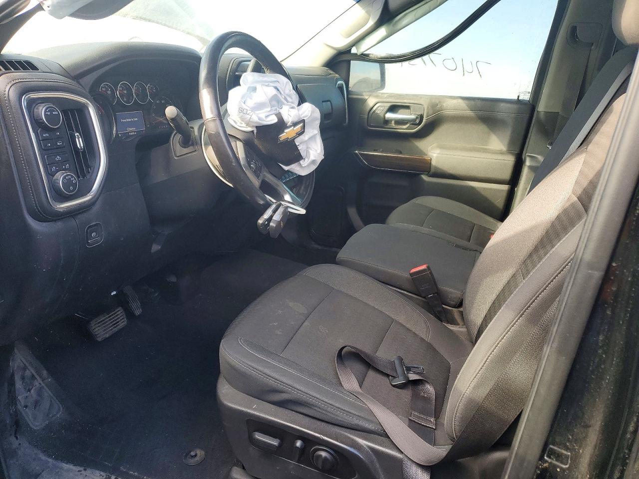 2022 Chev Silverado VIN 1GCUYDEDXNZ153517 photo 7
