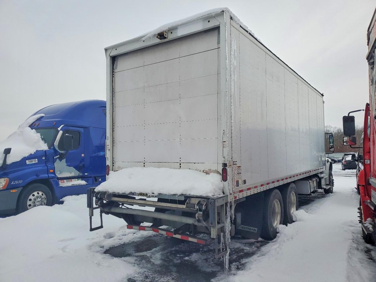 2020 FREIGHTLINER All models VIN 3ALHCYD28LDMG5318 photo 4