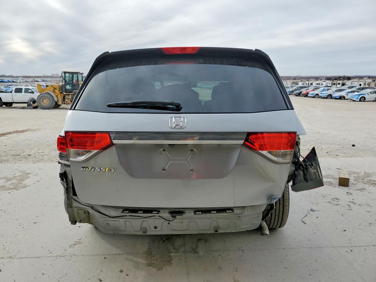 2016 HONDA All models VIN 5FNRL5H65GB131036 photo 6