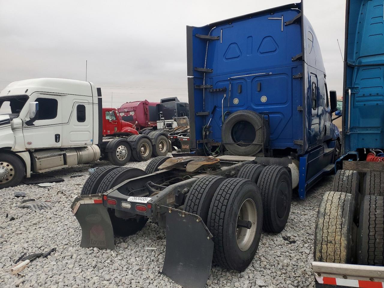 2020 FREIGHTLINER All other VIN 3AKJHHDR9LSLN9562 photo 4