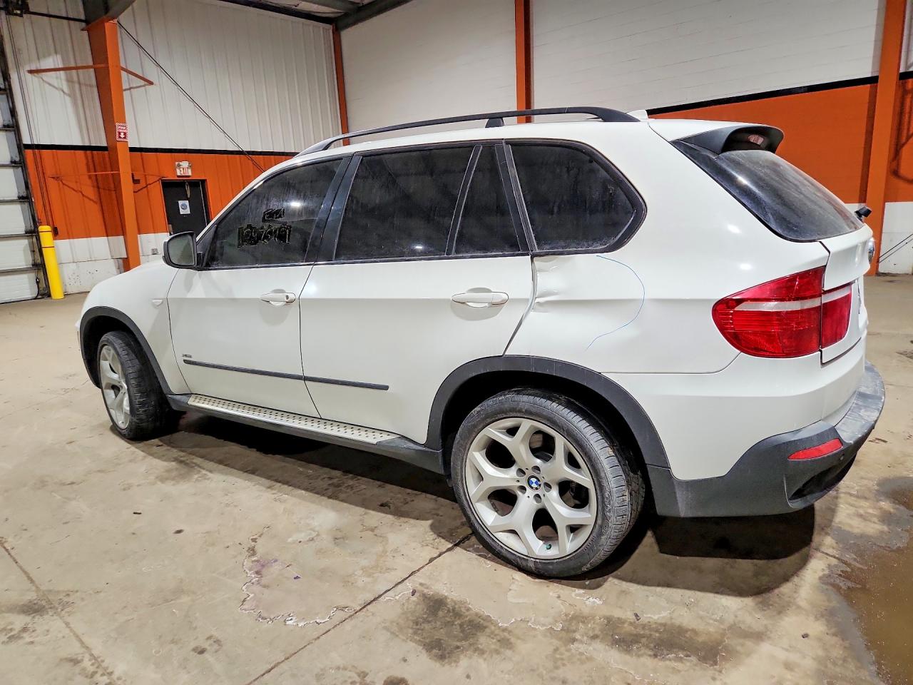 2009 BMW X5 VIN 5UXFE435X9L037898 photo 2