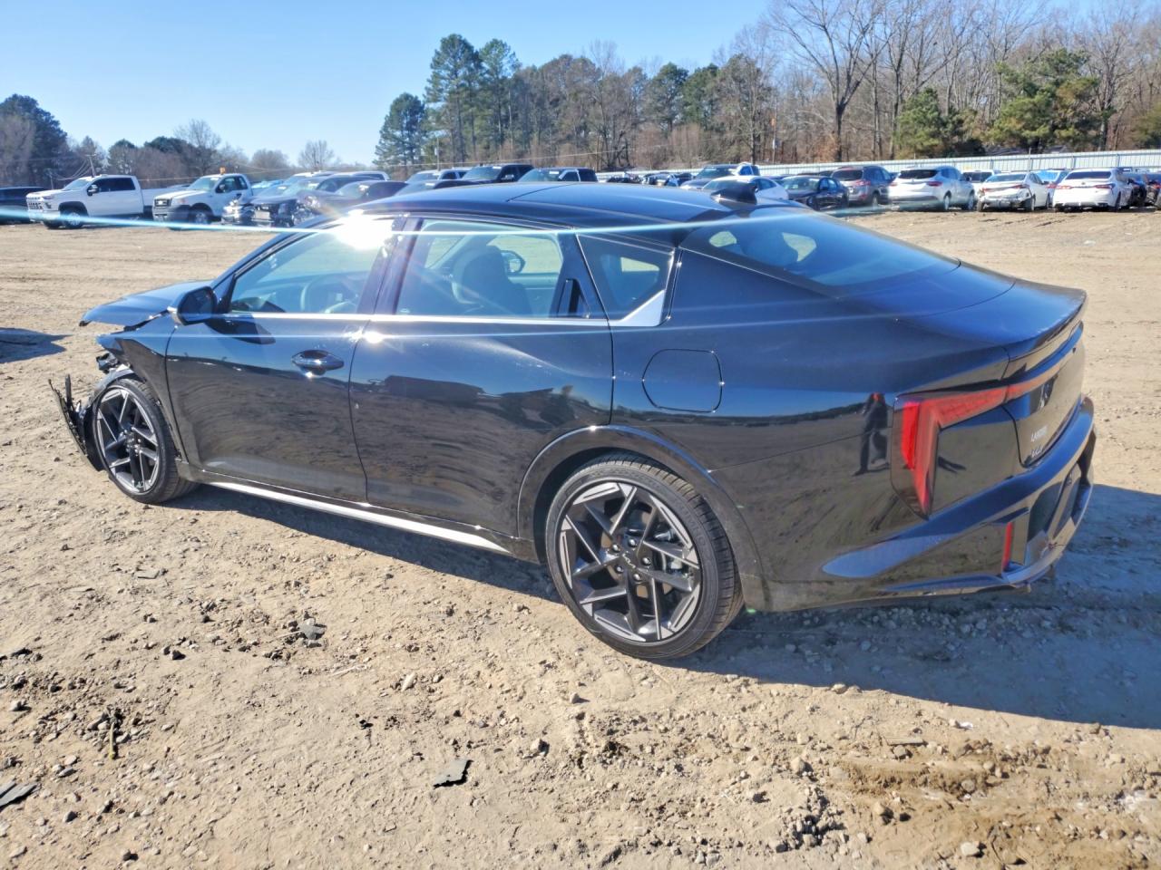 2025 Kia K4 gt line VIN 3KPFW4DE8SE211205 photo 2
