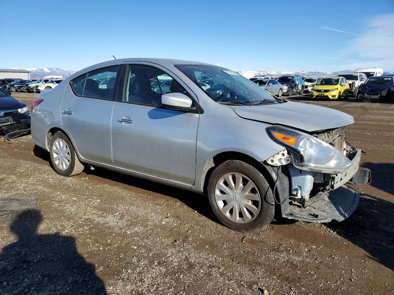 2019 Nissan Versa VIN 3N1CN7AP0KL862520 photo 4