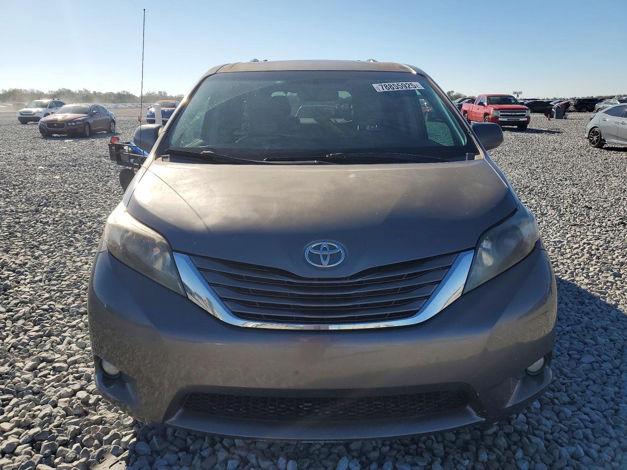 2011 Toyota All models VIN 5TDYK3DC4BS079112 photo 5