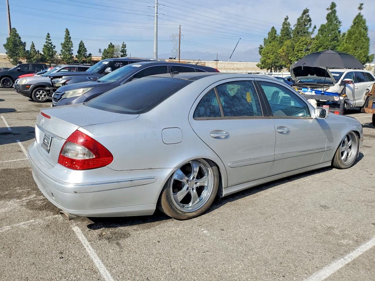 2007 Mercedes-Benz E-class VIN WDBUF72X87B021999 photo 3