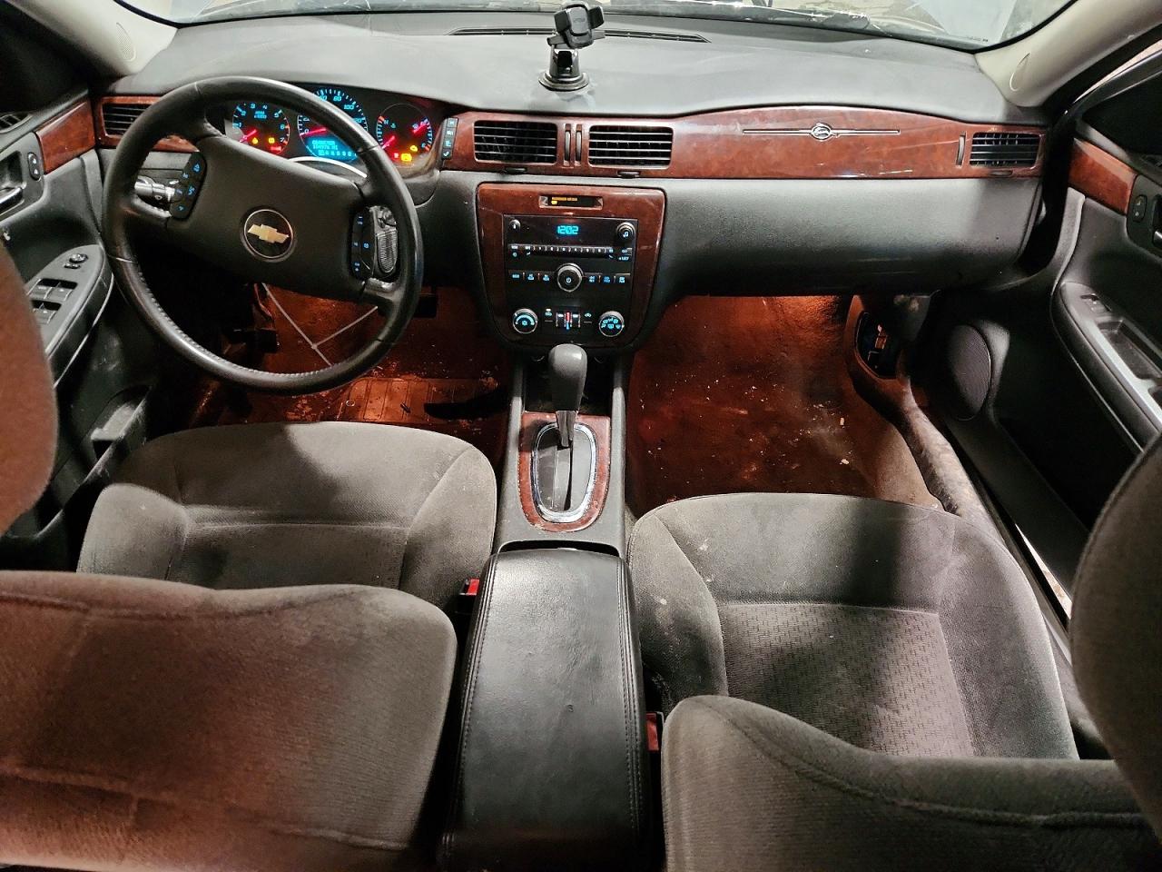 2010 Chevrolet Impala VIN 2G1WB5EN3A1177064 photo 8