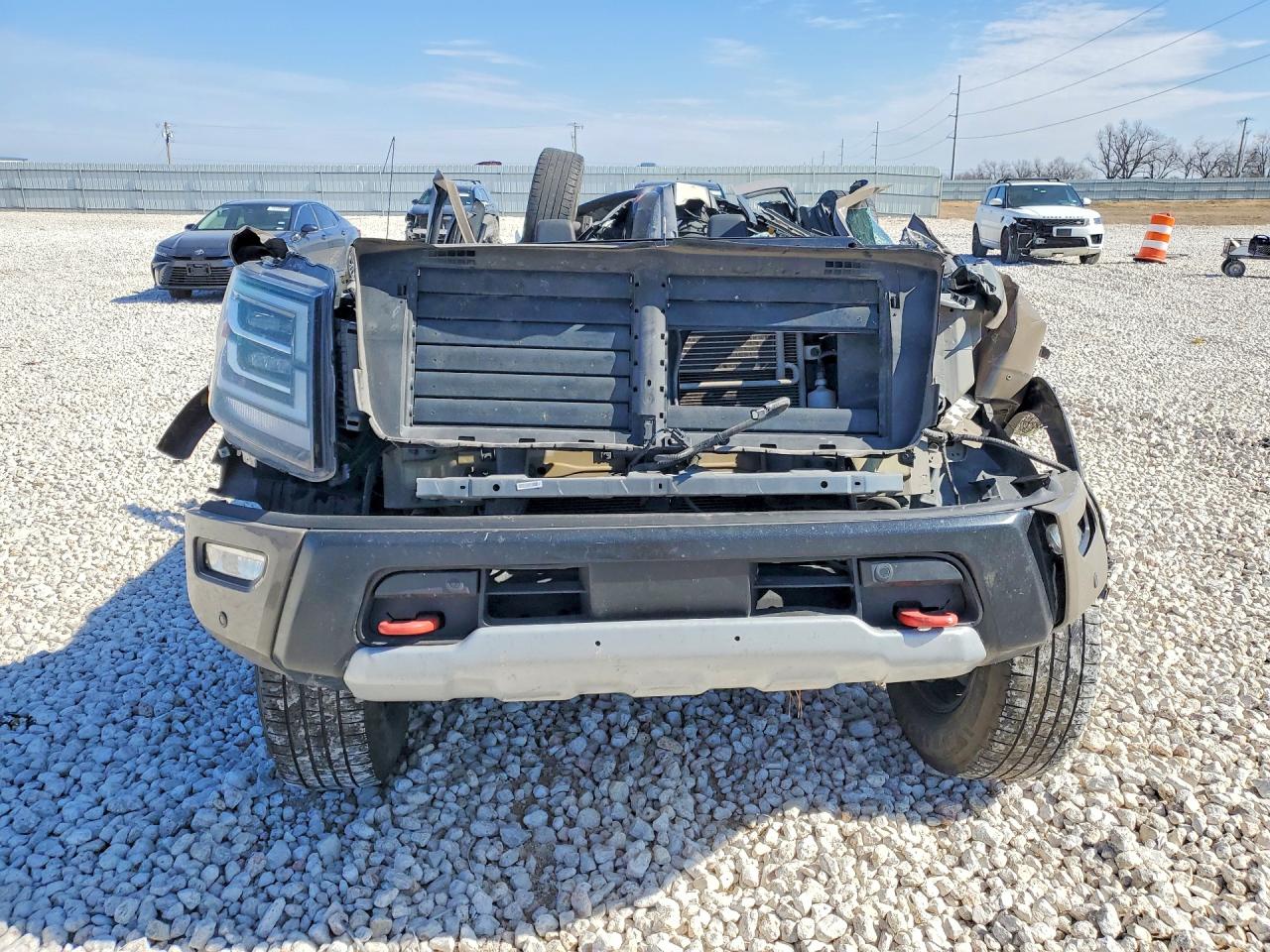 2021 NISS Titan VIN 1N6AA1ED7MN530507 photo 5