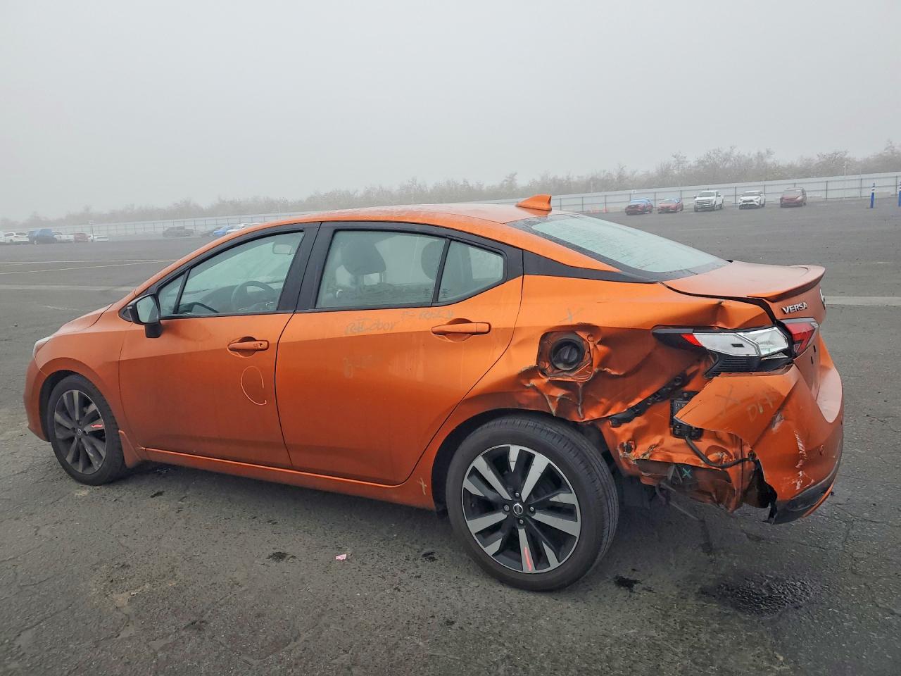 2022 Nissan Versa VIN 3N1CN8FV4NL852929 photo 2