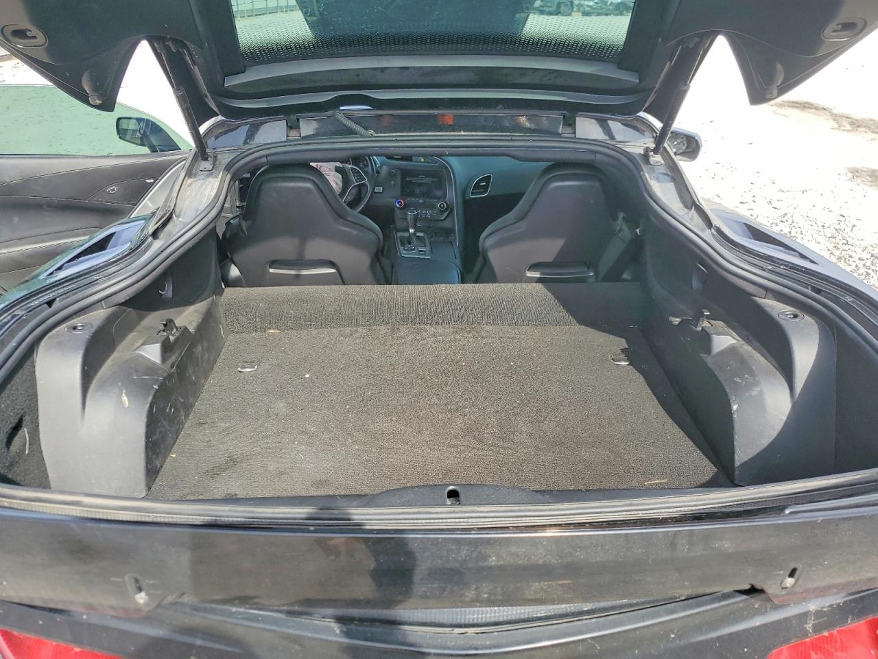 2019 Chevrolet Corvette VIN 1G1YB2D79K5100256 photo 10