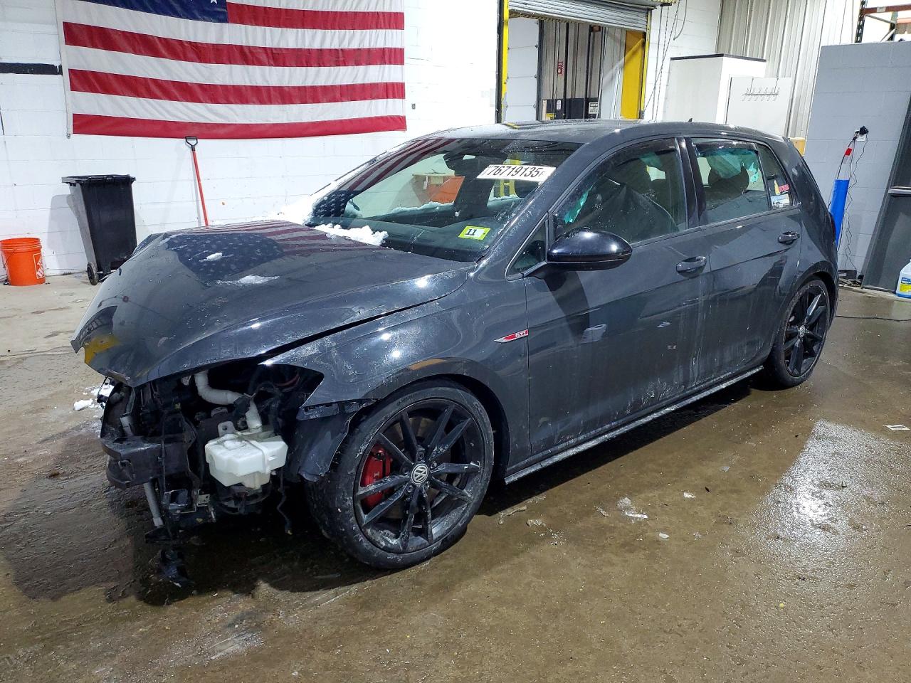 2019 Volkswagen Gti VIN 3VW5T7AUXKM006361 photo 1