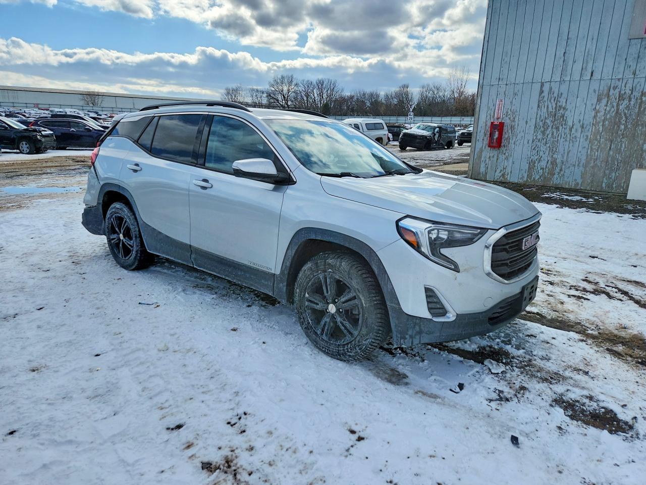 2020 GMC Terrain VIN 3GKALTEV1LL163284 photo 4