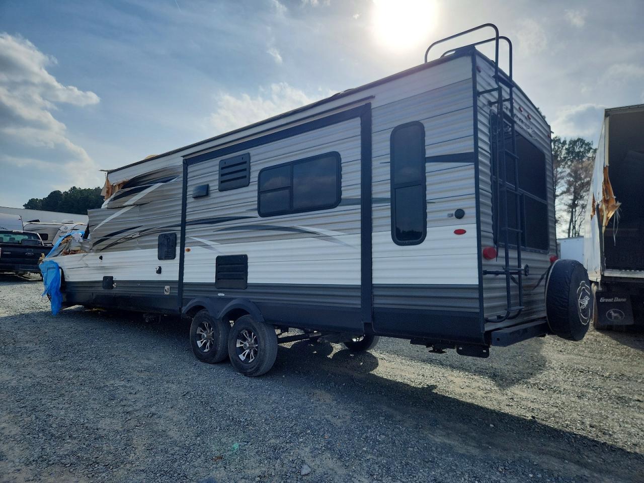 2018 JAYCO All models VIN 1UJBJ0BR0J1TN0158 photo 3