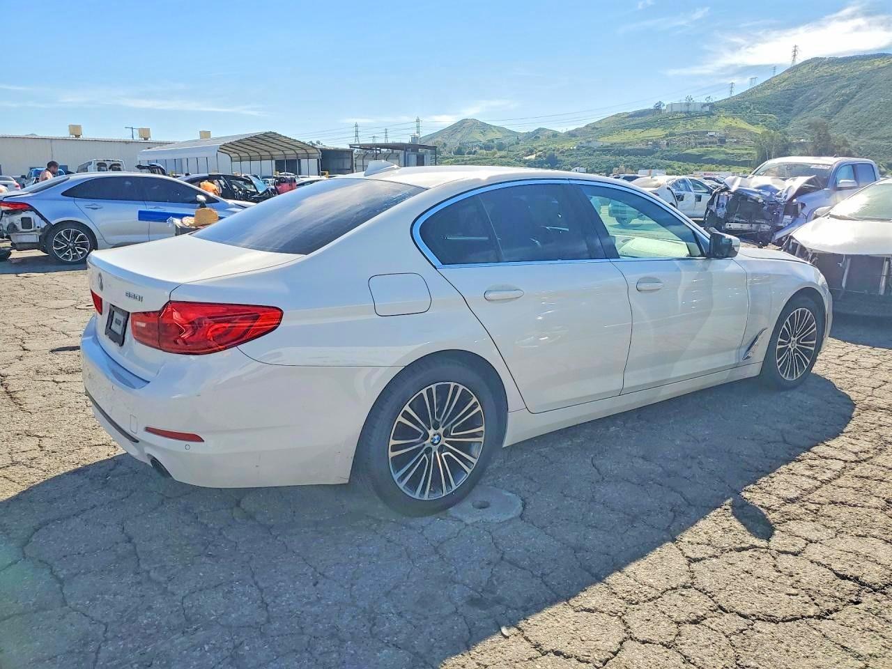 2020 BMW 5 series VIN WBAJR3C00LWW59007 photo 3