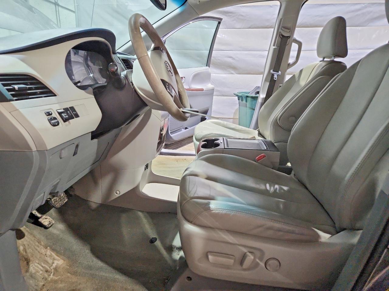 2014 Toyota All models VIN 5TDDK3DCXES087153 photo 7