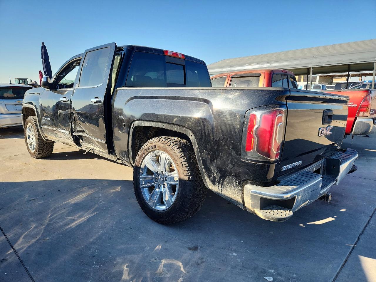2018 GMC All models VIN 3GTU1NER8JG105823 photo 2