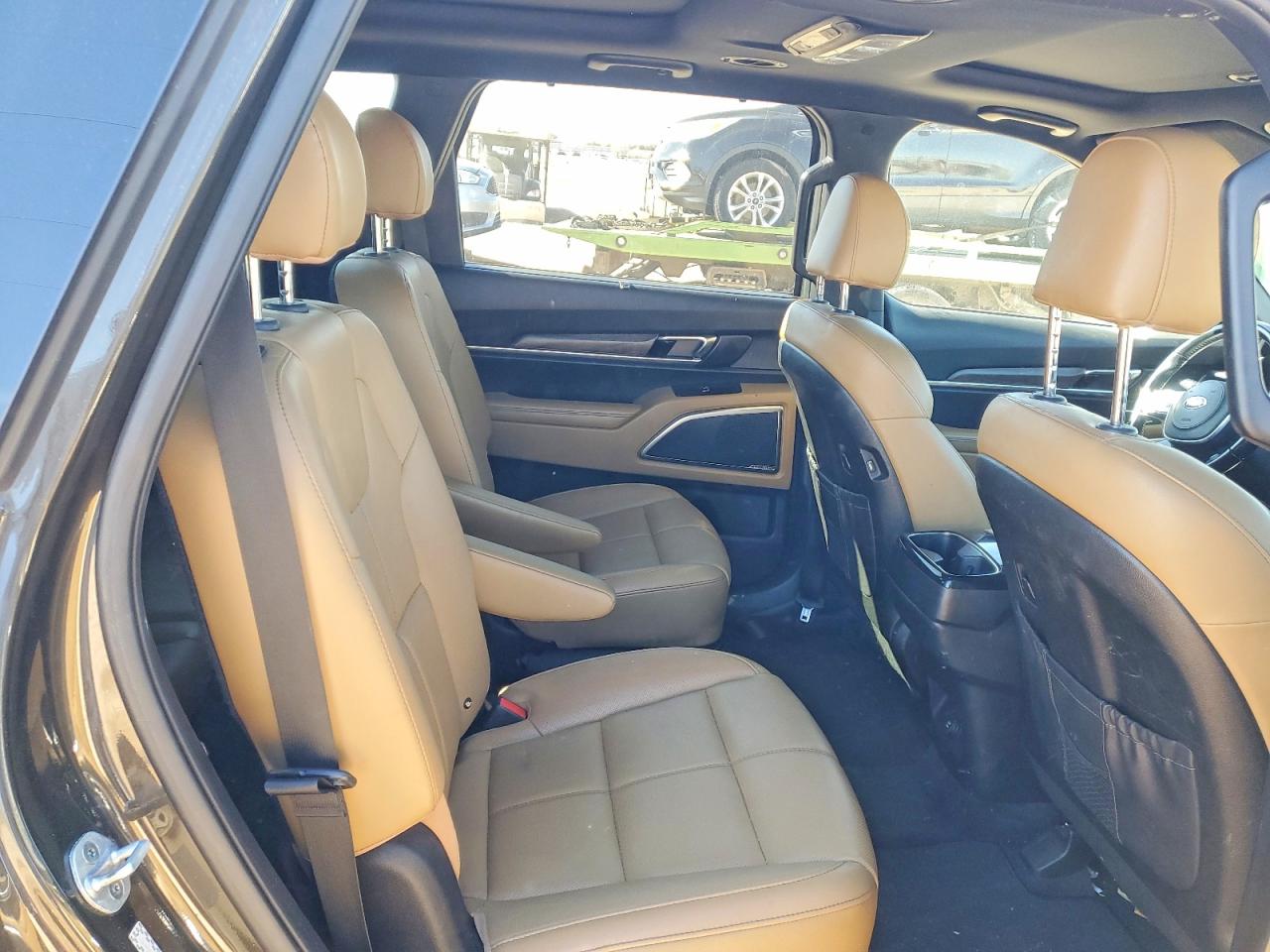2020 Kia Telluride VIN 5XYP54HC2LG071544 photo 11