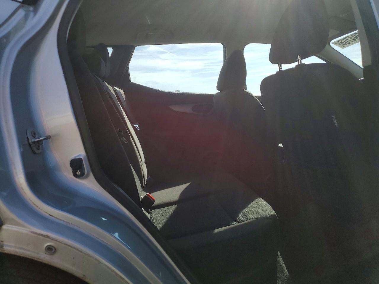 2019 Nissan Rogue VIN JN1BJ1CR7KW310462 photo 11