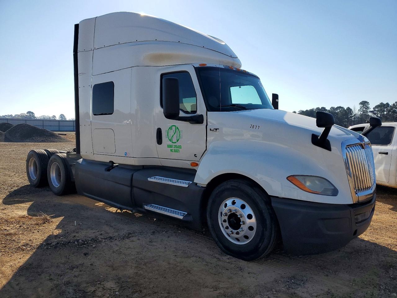 2019 INTERNATIONAL All models VIN 3HSDZAPR1KN390108 photo 1