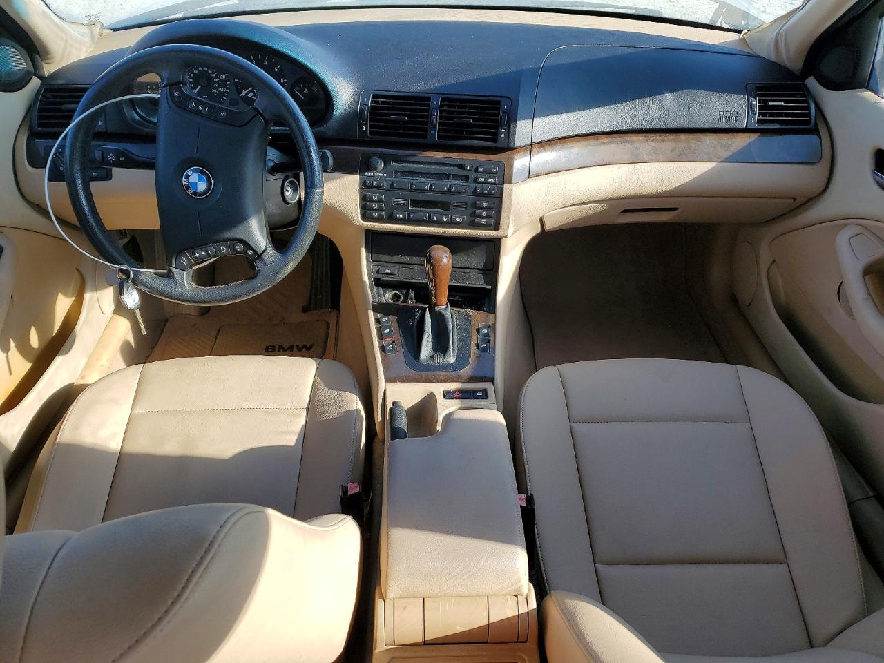 2003 BMW 3 series VIN WBAET37483NJ32600 photo 8