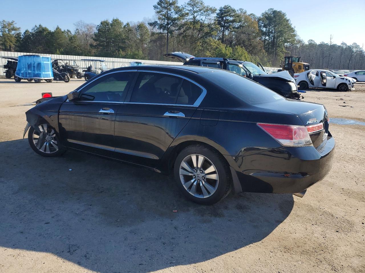 2012 Honda Accord VIN 1HGCP3F70CA026645 photo 2