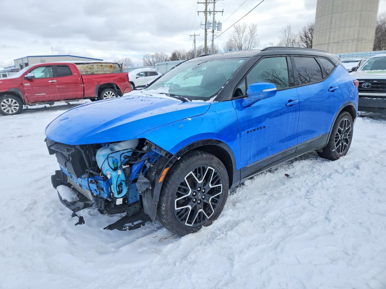 2024 Chevrolet Blazer VIN 3GNKBKRS5RS153618 photo 1
