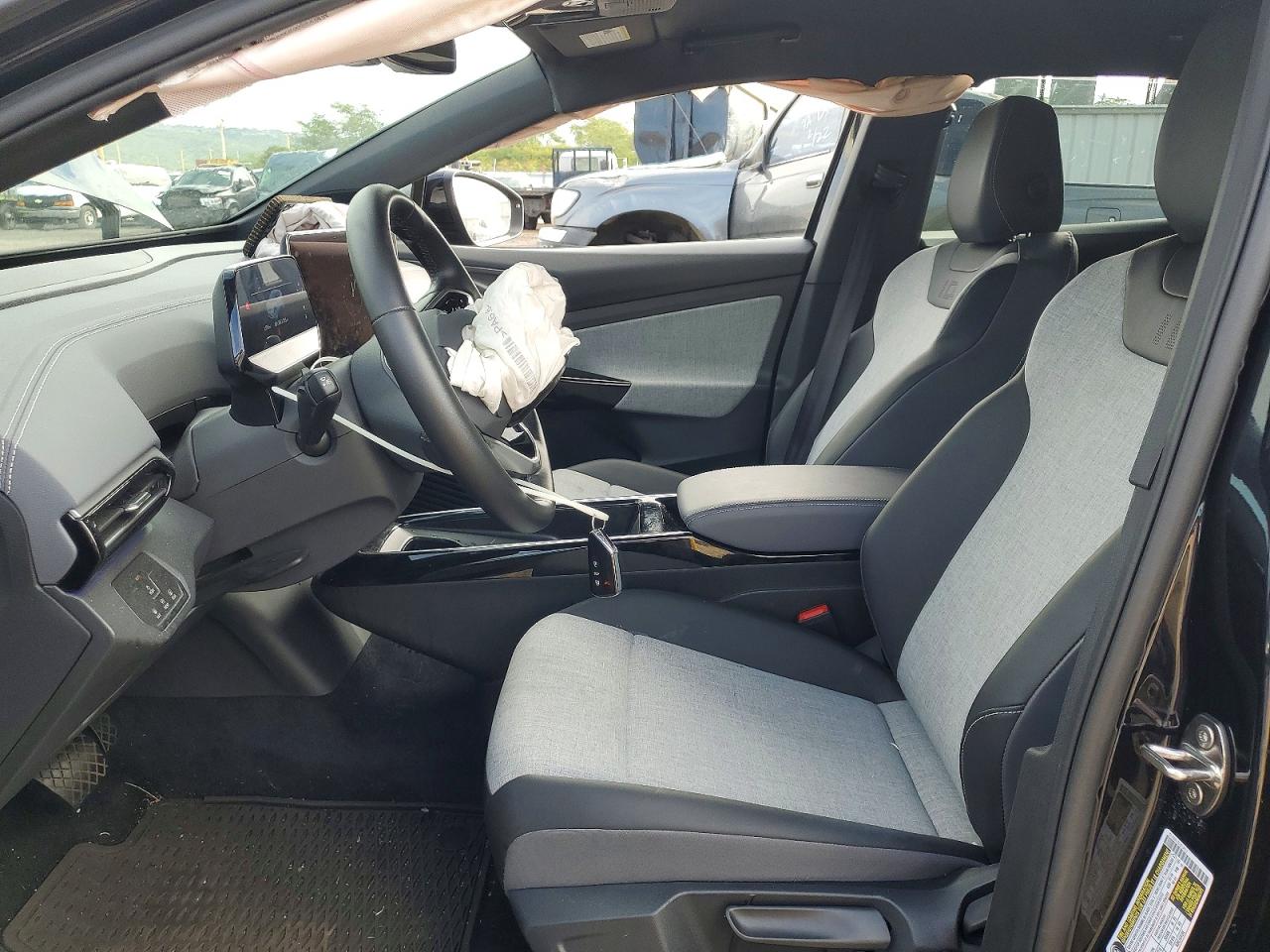 2025 Volkswagen All other VIN 1V2DSPE84SC005544 photo 7