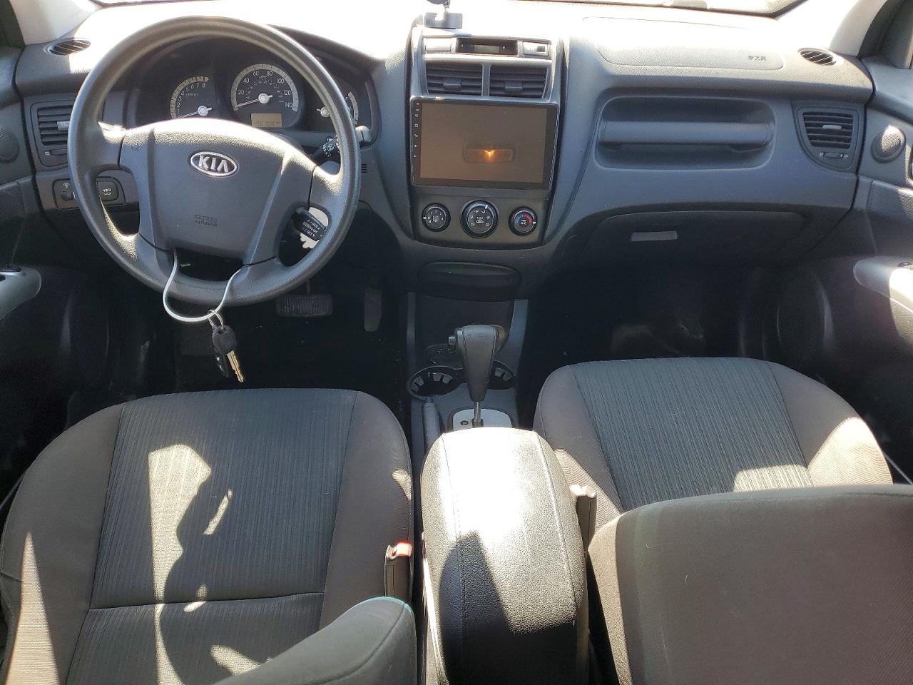 2010 Kia Sportage VIN KNDKGCA39A7702244 photo 8