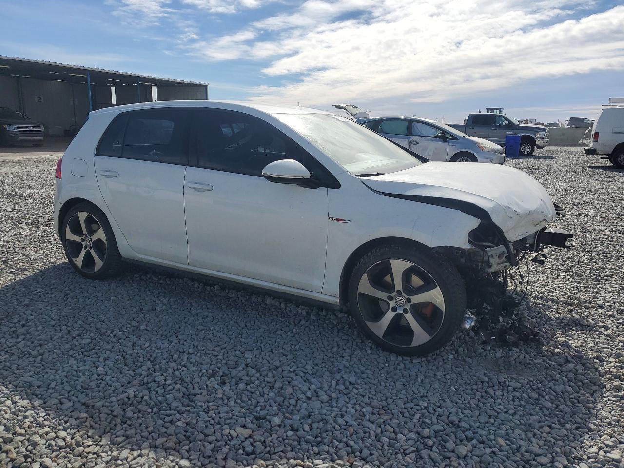 2017 Volkswagen Gti VIN 3VW5T7AU8HM044910 photo 4