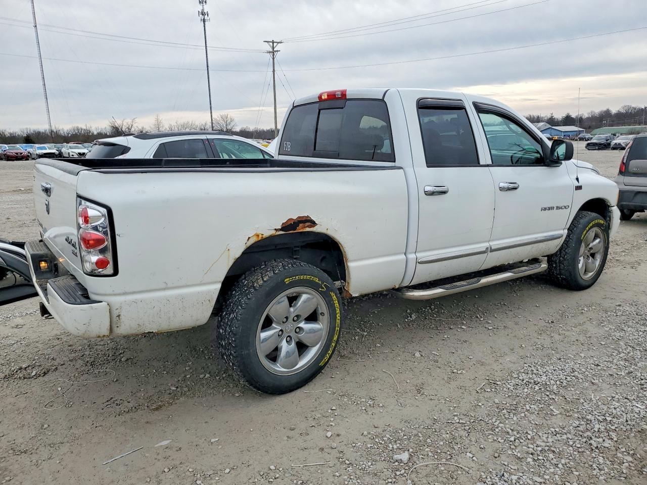 2005 Dodge Ram 1500 VIN 1D7HU18D65S303287 photo 3