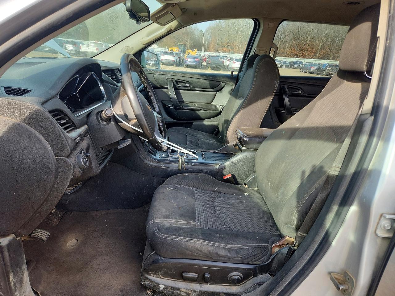2017 Chev Traverse VIN 1GNKVGKD3HJ110363 photo 7