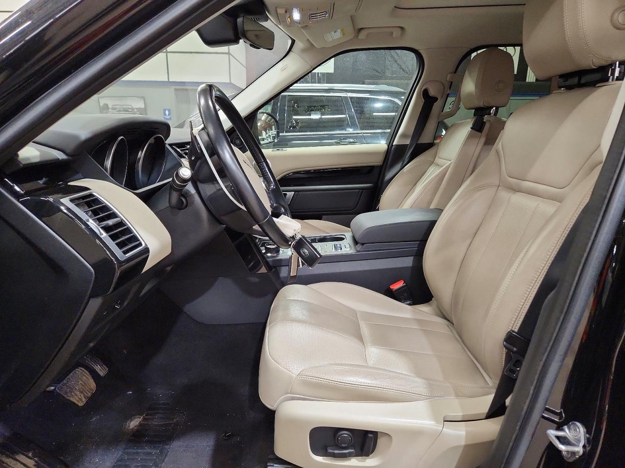 2018 Land Discovery VIN SALRG2RV9JA057928 photo 7