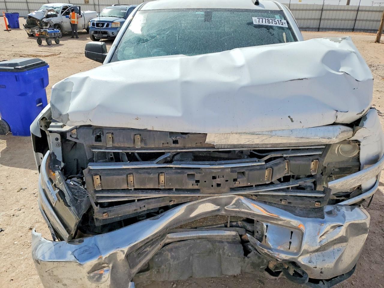 2016 Chevrolet All models VIN 1GC1KUEG2GF287697 photo 11
