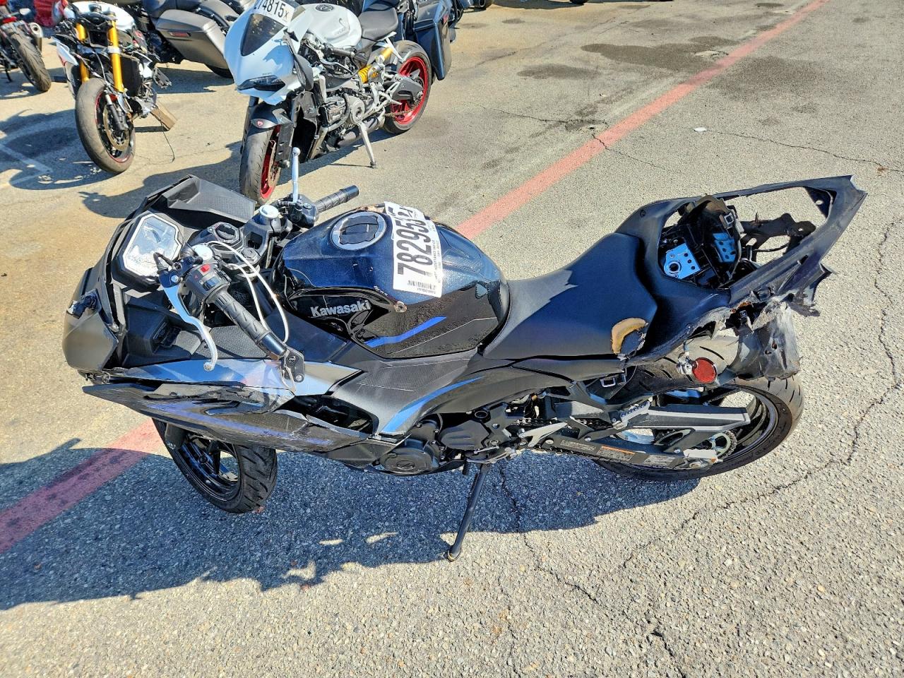 2025 Kawasaki Ex VIN ML5EXGJ19SDA63656 photo 3