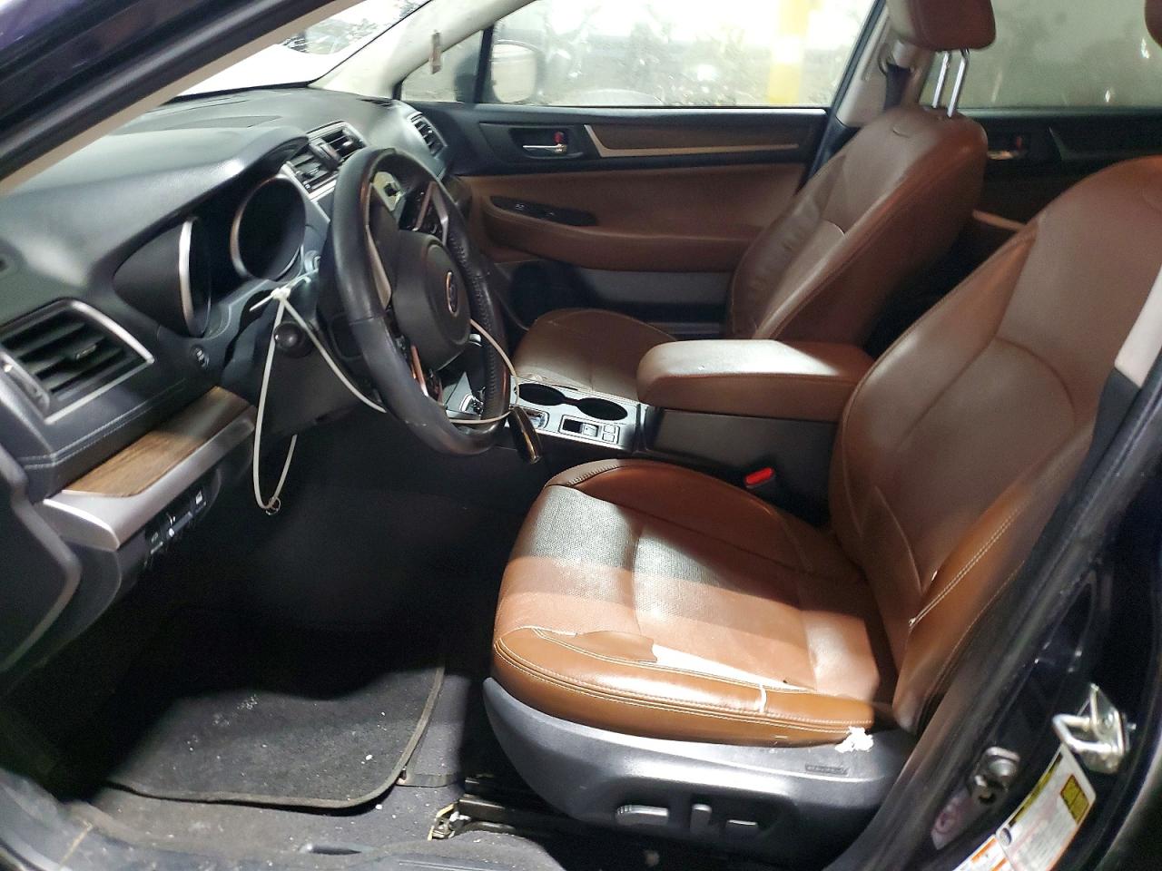 2018 Outback VIN 4S4BSETC6J3342070 photo 7