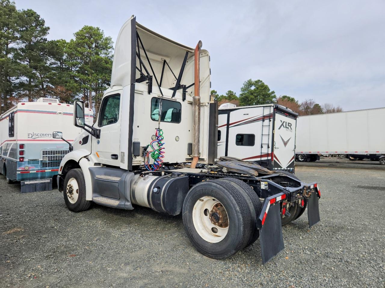 2016 PETERBILT All models VIN 1XPBA48X6GD339474 photo 3