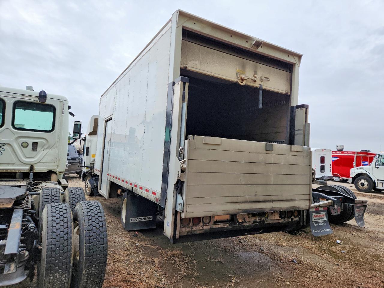 2021 Isuzu All models VIN 54DC4W1D8MS206260 photo 2