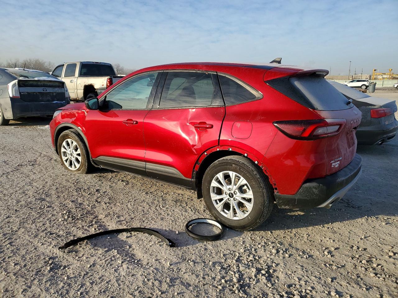 2025 Ford Escape VIN 1FMCU0GN8SUA02945 photo 2