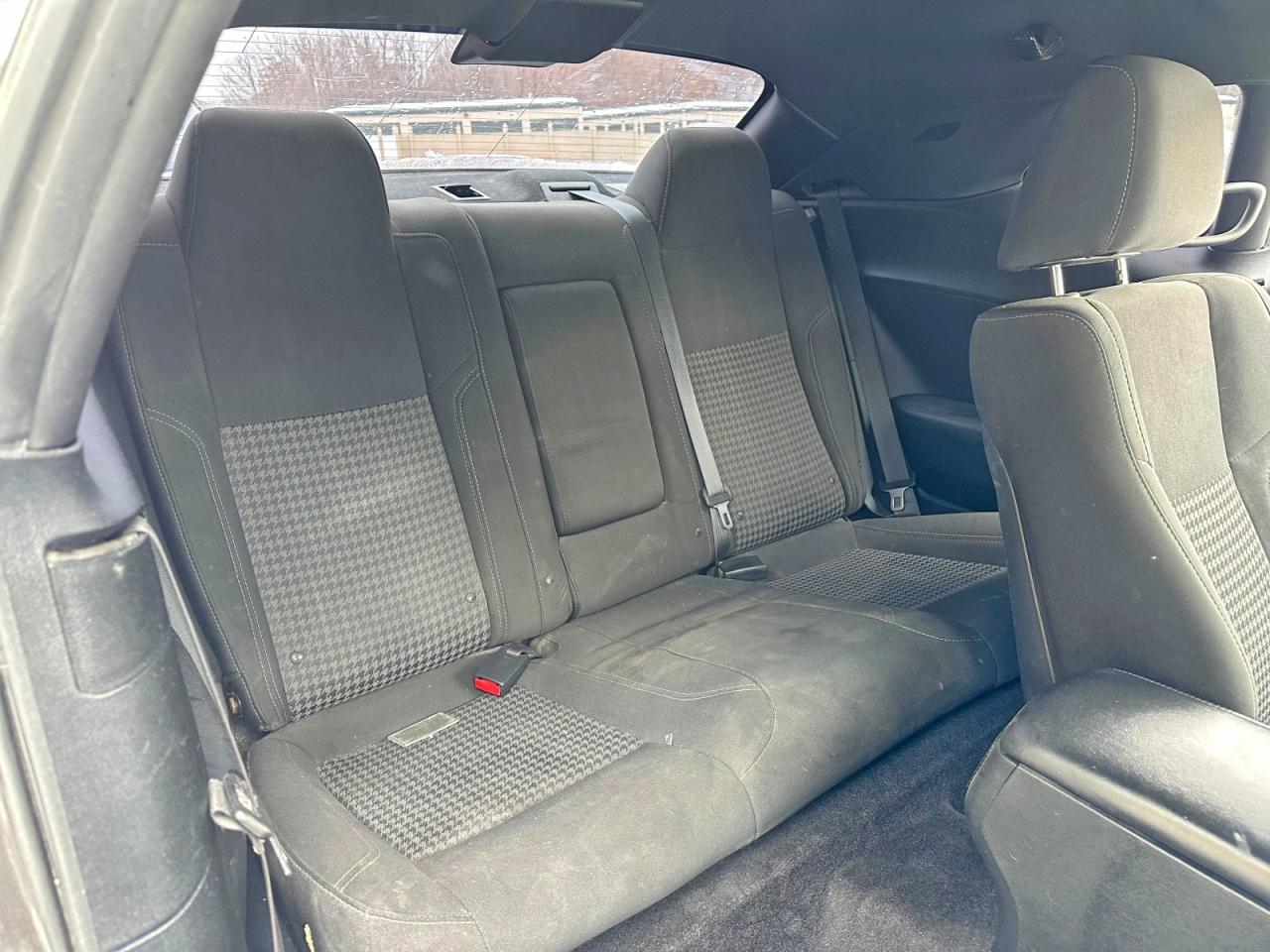 2018 DODGE Challenger VIN 2C3CDZBT8JH141994 photo 9