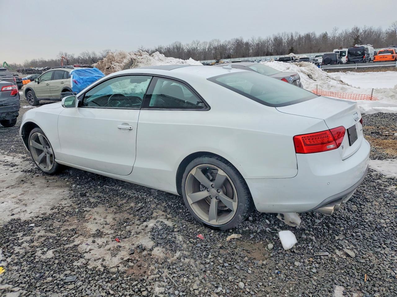 2014 Audi A5 VIN WAULFAFR2EA033037 photo 2