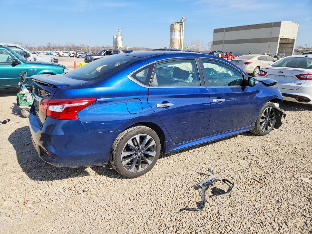 2019 NISS Sentra VIN 3N1AB7AP0KY330946 photo 3