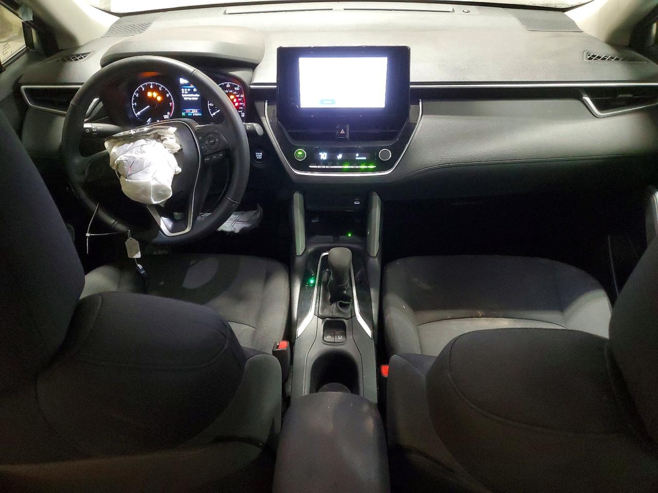 2024 Toyota Corolla cr VIN 7MUCAAAG8RV084175 photo 8